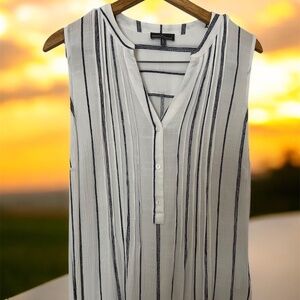 Market & Spruce Henley Top